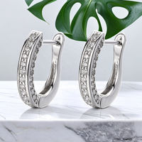Boucles d'oreilles créoles Huggie en argent sterling 925 de haute qualité, plaqué rhodium, avec moissanite VVS, design géométrique tendance, bijoux fins