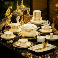 Service de vaisselle de luxe en porcelaine fine à motifs floraux, compatible lave-vaisselle, micro-ondes et four, idéal pour la maison et les banquets de mariage