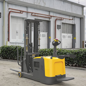 מלגזה חשמלית מלאה HZ עם סוללת ליתיום-יון, כושר הרמה 2000 ק\\\"ג, גובה הרמה 3.2 מטר, הנעה אחורית, הפעלה בעמידה, יעילות גבוהה, חדשה, למסחר קמעונאי - Product Image 5