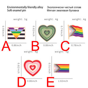 Love Is Love Rainbow esmalte Pins personalizado GLBT bandera broches bolsa ropa solapa Pin socio amantes insignia joyería regalo para amigos - Product Image 6
