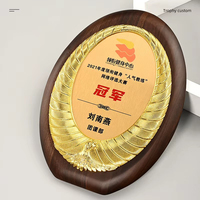 Plaque de récompense en noyer rond personnalisée du fabricant avec plaque de médaille de licence commerciale en bois de cristal Accessoires