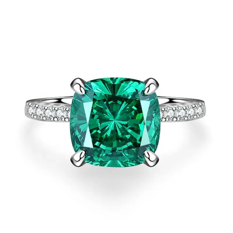 2023 classic ice sculpture 8A high carbon diamond square green main stone 925 sterling silver moissanite lady holiday party ring