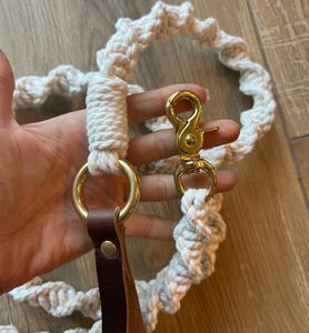 Tali Anjing Rajut Katun Handmade <span class=keywords><strong>2026</strong></span> 2025 dengan Gagang Kulit, Tali Jalan Kaki Custom Anti-Selip, Aksesoris Rajut Khusus - Product Image 2