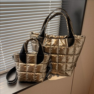 Portable <b>Quilted</b> Puffer Crossbody <b>Bag</b> Soft Padded Shoulder Pillow Waterproof Winter <b>Makeup</b> Puffy <b>Bag</b> Summer Chains Decor - Product Image 2