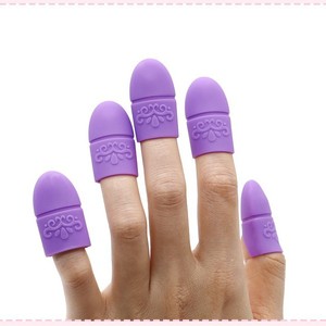 Fundas de silicona multiusos para dedos, protectoras para remojar uñas y coser, reutilizables, en blíster o sueltas, multicolor - Product Image 1