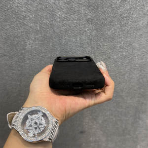 Funda de Teléfono de Lujo Magnética de PU con Tacto de Piel <span class=keywords><strong>y</strong></span> Forro de Franela de Color Puro para <span class=keywords><strong>iPhone</strong></span> 17 Air 16 15 Pro Max, en Tendencia - Product Image 3