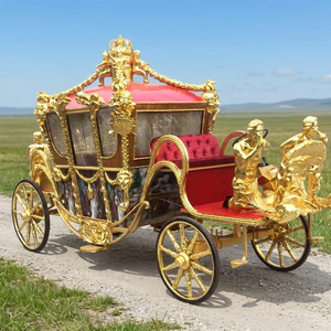 2026 Calèche royale électrique sans chevaux, double fonction, sculpturale, pour mariages et visites touristiques - Product Image 1