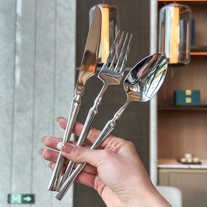 DF BC Fashion Nouveauté Spéciale – Couverts en Acier Inoxydable à Manche Martelé : Couteau de Table, Couteau à Steak, Fourchettes de Table, Fourchettes à Dessert – Personnalisables - Product Image 4