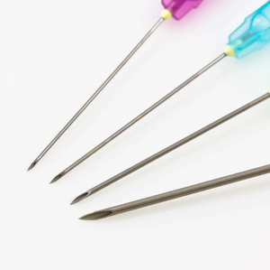 Aiguille hypodermique à usage unique 18G -<span class=keywords><strong>27G</strong></span> avec biseau ultra-affûté compatible avec les seringues standard pour vétérinaires - Product Image 2