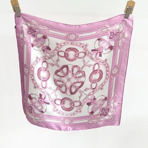 Elegante Sciarpa da Collo in Raso con Motivi Floreali e Catena, Stile Vintage, Sciarpa Quadrata in <span class=keywords><strong>Seta</strong></span> <span class=keywords><strong>Rosa</strong></span> con Stampa Bottiglia di Profumo per Donne - Product Image 5