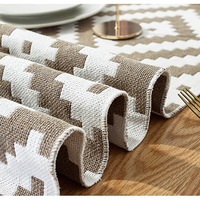 Nappe Géométrique Rayée 32x160 32x180CM en Polyester/Coton Écologique Réutilisable Durable Personnalisable pour la Maison et les Fêtes