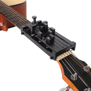 Outil d'apprentissage assisté des accords de guitare facile à utiliser, 18 boutons, accords de guitare en un clic pour guitaristes débutants - Product Image 3