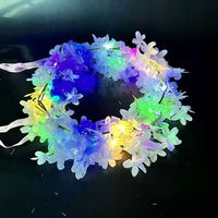 Couronne de fleurs LED DAMAI en PVC vert, motif feuille, avec piles AA, idéale pour fêtes et mariages en intérieur, pour adultes – Nouveauté très prisée