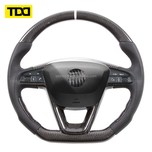 Volante de Fibra de Carbono Real TDD Compatible con Seat St Leon Cupra Mk2 Mk3 - Product Image 1