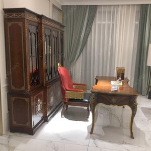 <span class=keywords><strong>Tavolo</strong></span> da ufficio in legno massello con intarsio impiallacciato classico britannico con sedia da ufficio antica - Product Image 1