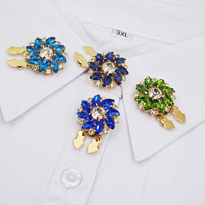 Wholesale Flower Crystal Rhinestone <b>Buttons</b> Cover Floral Decorative Shirt Removable for Women Dress <b>Suit</b> Cuff Shirt Accessories - Product Image 4