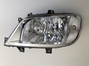 Pièces de rechange de rechange pour Mercedes Benz Sprinter <span class=keywords><strong>phare</strong></span> avant <span class=keywords><strong>halogène</strong></span> 9018202561 RH 9018202461 LH - Product Image 3