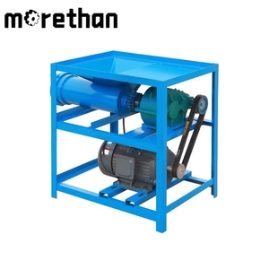 Nouveau hachoir à <span class=keywords><strong>viande</strong></span> <span class=keywords><strong>électrique</strong></span> <span class=keywords><strong>pour</strong></span> broyer les côtes congelées poulets entiers canards poisson porcs <span class=keywords><strong>os</strong></span> de mouton multifonctionnel - Product Image 4