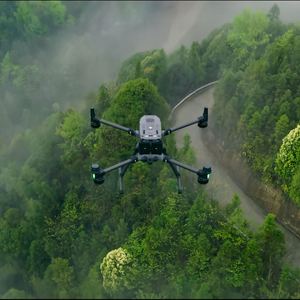 DJ M350RTK Drone d'occasion professionnel avec caméra HD, Combo de base, Caméra thermique, Capteur Lidar, Portée 20KM pour recherche, sauvetage et relevés - Product Image 3