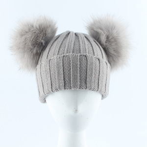 Véritable raton laveur double boule chapeau ski <span class=keywords><strong>pompon</strong></span> hiver boule de fourrure de <span class=keywords><strong>renard</strong></span> tout match parent-enfant chapeau enfants tricot chapeaux d'hiver - Product Image 4