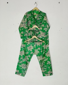 Ensemble de pyjama pour femmes à motifs imprimés à la main de style indien vintage, prix de gros - Product Image 2