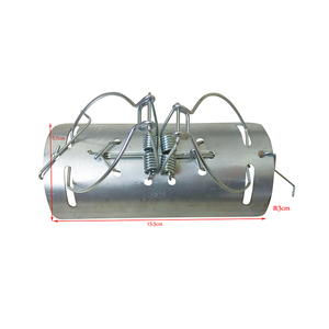 Piège à taupes et à campagnols en métal robuste et solide Pièges répulsifs à contrôle rapide et facile à tuer Taupes et campagnols - Product Image 2