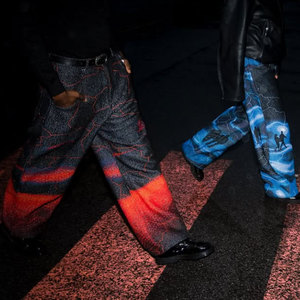 <span class=keywords><strong>Jeans</strong></span> Vintage Effetto Consumato Sbiadito Stile Y2k Vestibilità Ampia Orlo Tagliato Curvo Oversize Streetwear <span class=keywords><strong>Uomo</strong></span> con Grafica 3D e Patch Ricamate - Product Image 5