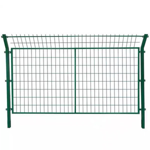 Panneau de clôture de sécurité routière 90x170mm, maille à ouverture de 16mm, vert herbe, avec revêtement par immersion en fil d'acier à faible teneur en carbone - Product Image 1