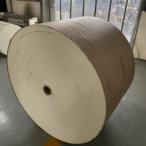 Rouleau de papier kraft biodégradable double face enduit de PE de qualité alimentaire 150-320 GSM pour gâteaux, sandwichs et salades - Product Image 2