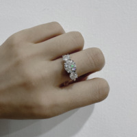 Bagues fines personnalisées 925 argent Moissanite diamants réglable 3 pierres Moissanite bijoux Plata 925 bijoux anneaux de mariage pour les femmes