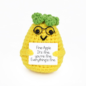 Muñecos de Comida Positiva Hechos a Mano de Ganchillo, Amigurumi Patata, Pepinillo, Piña, Champiñón con Tarjeta, Adorno Lindo para Escritorio al por Mayor - Product Image 4