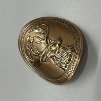 Badges personnalisés en bronze antique avec tête de cerf en relief, étiquettes métalliques en forme de dôme