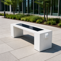 Banc solaire intelligent en acier galvanisé pour l'extérieur avec chargeur sans fil et point d'accès Wi-Fi pour les communautés résidentielles