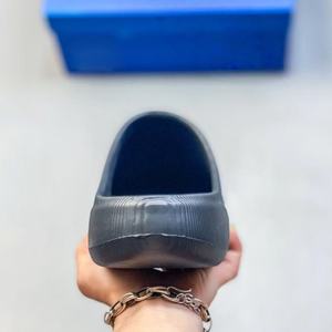 Zapatos de diseñador de marca famosa - Zapatos de plataforma negros de estilo relajado - Zapatos casuales de alta calidad - Product Image 4