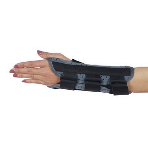 Attelle de poignet respirante en nylon et coton avec logo personnalisé, attelle de fixation pour fracture et entorse du poignet, attelle de fixation osseuse adaptée à l'été - Product Image 3