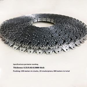 Pince à ressort à quatre trous pour positionnement du canapé Bande de bord en fer <span class=keywords><strong>Crochet</strong></span> d'équilibre Bande dentée Clip de maille de <span class=keywords><strong>lit</strong></span> Fil d'acier enveloppé de papier - Product Image 4