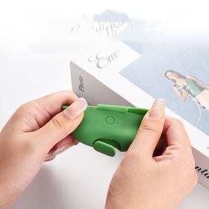 Étui en Silicone bon marché pour <span class=keywords><strong>AirPods</strong></span> Pro antichoc boîte en Silicone souple pour Airpoder Carton adapté pour Air pods Pro 4 Anti-perte - Product Image 4