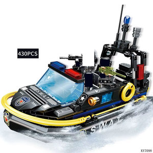 Bateau <span class=keywords><strong>de</strong></span> patrouille <span class=keywords><strong>de</strong></span> la <span class=keywords><strong>police</strong></span> municipale, bateau SWAT, véhicule militaire, petit ensemble <span class=keywords><strong>de</strong></span> blocs <span class=keywords><strong>de</strong></span> construction en plastique, bricolage avec 4 figurines - Product Image 1