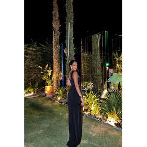 Robe de soirée de luxe noire Aymil, crochetée, longueur au sol, polyester, taille empire, appliques perlées et décoration en dentelle, taille XL - Product Image 1