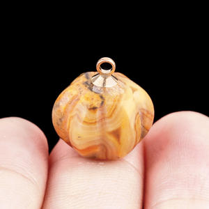 Pendentif Citrouille en Agate <span class=keywords><strong>Fou</strong></span> Polie Argentée HY, Sculpture en Pierres Naturelles pour Cadeaux – Vente en Gros - Product Image 2