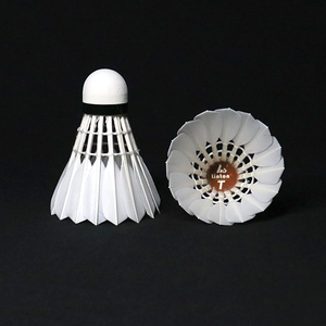 Plume de canard de qualité supérieure Linton modèle LT-T blanche pour raquette de badminton <span class=keywords><strong>Master</strong></span> Straighten, tête en liège à 3 couches - Product Image 6