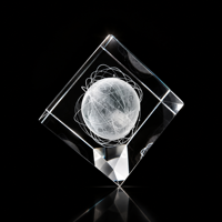 Cube en cristal carré gravé au laser Neelpure N008 avec motif personnalisé - Artisanat DIY pour la Journée de la Terre et la rentrée scolaire
