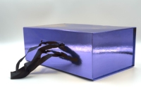 Caja de regalo con tapa abatible de cartón plegable portátil, embalaje de Perfume de cartón impreso en relieve, ventaja UV, uso de envío impreso