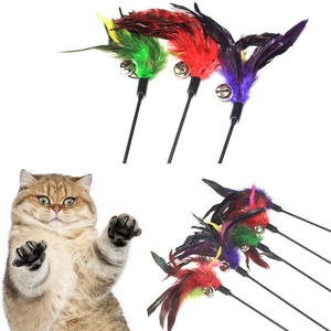 Varitas de Plástico con Plumas para Gatos, Juguete Divertido con Plumas de Colores Aleatorios, Venta al por Mayor - Product Image 5