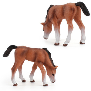 Set di Giocattoli Decorativi Xinhen Happy Farm: Modelli di Animali, Simulazione di Allevamento Equino, Cavallo Maschio e Operai del Lavaggio - Product Image 4