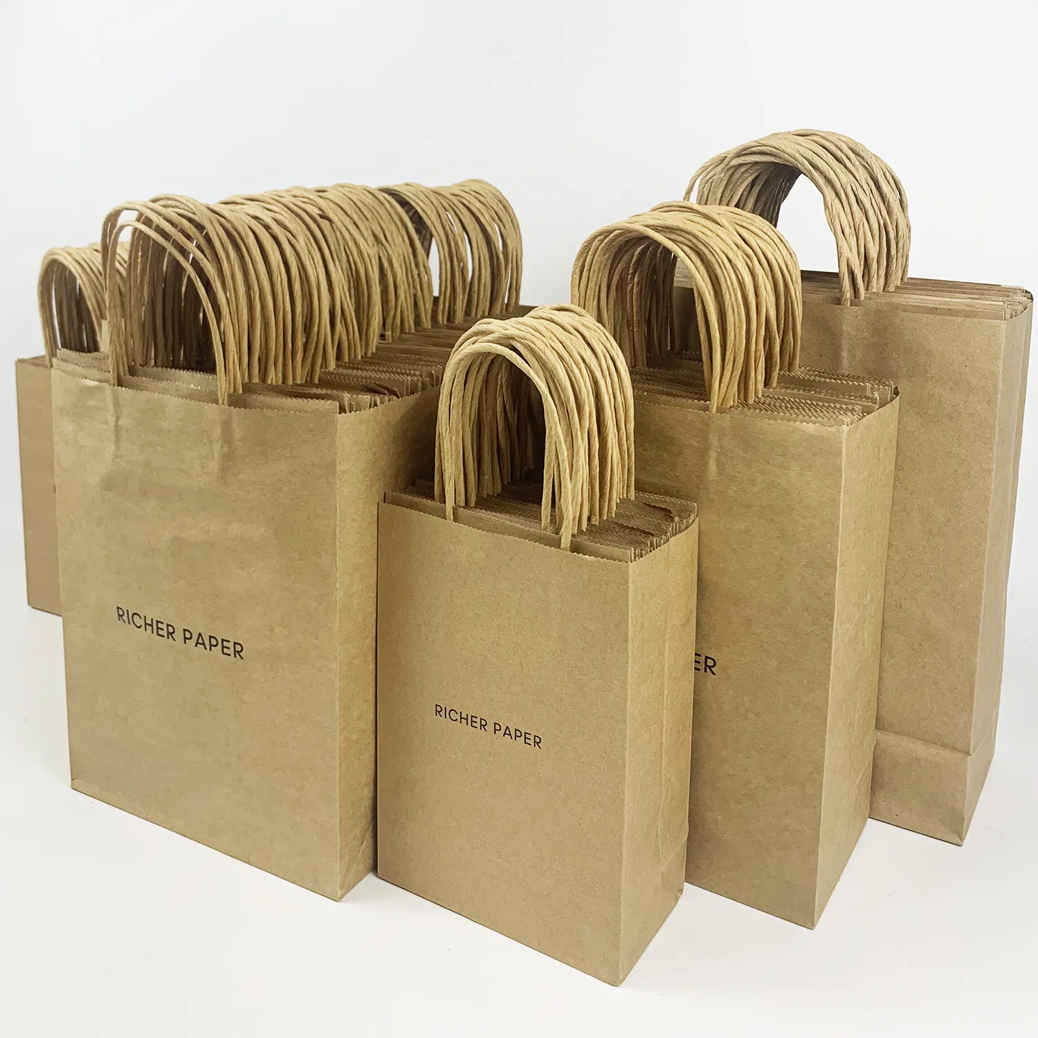 कस्टम मुद्रित लोगो के साथ टिकाऊ ब्राउन क्राफ्ट पेपर बैग और हैंडल के साथ खाद्य पैकेज के लिए आकार