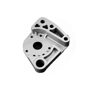 Support moteur en aluminium forgé sur mesure pour motos de grande cylindrée avec usinage CNC basé sur les dessins du client - Product Image 1