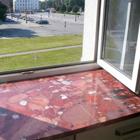 Table basse en granit rouge bordeaux avec fonction imperméable bureau en pierre naturelle pour villa et mur extérieur forme grande dalle