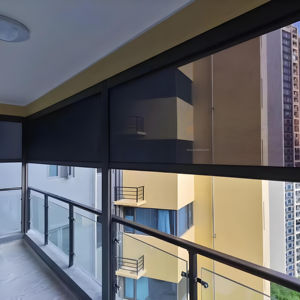 Stores enrouleurs pare-soleil électriques coupe-vent à succès pour extérieur, gazebo, patio, balcon, avec rail à glissière, <span class=keywords><strong>rideaux</strong></span> en <span class=keywords><strong>PVC</strong></span> imperméables - Product Image 2