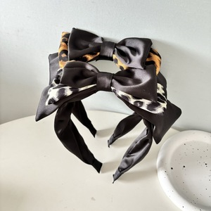 Serre-tête imprimé léopard pour femme, grand nœud multicouche, accessoire de mode - Product Image 1